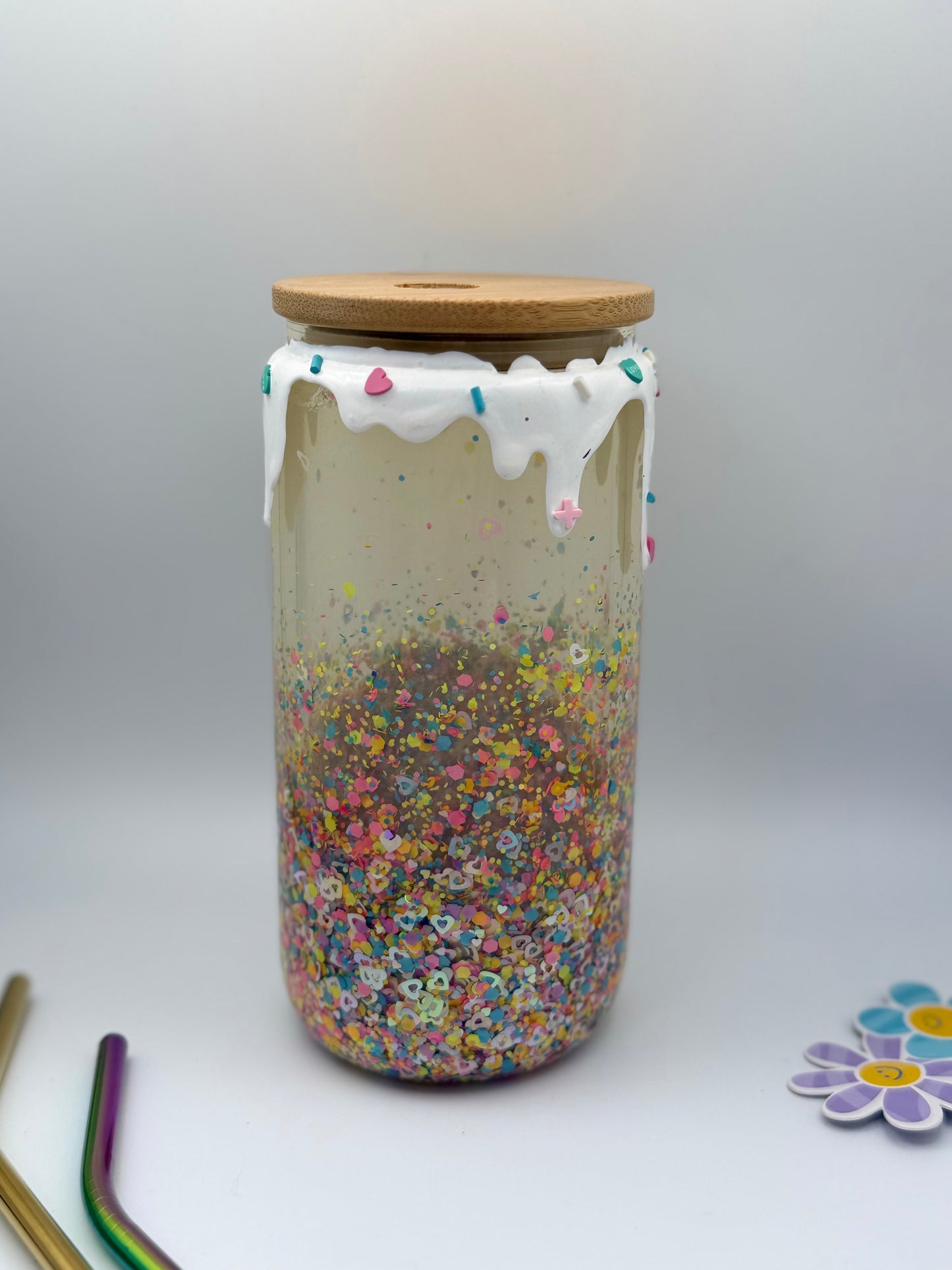 Colored hearts snowglobe cup, Dripping
