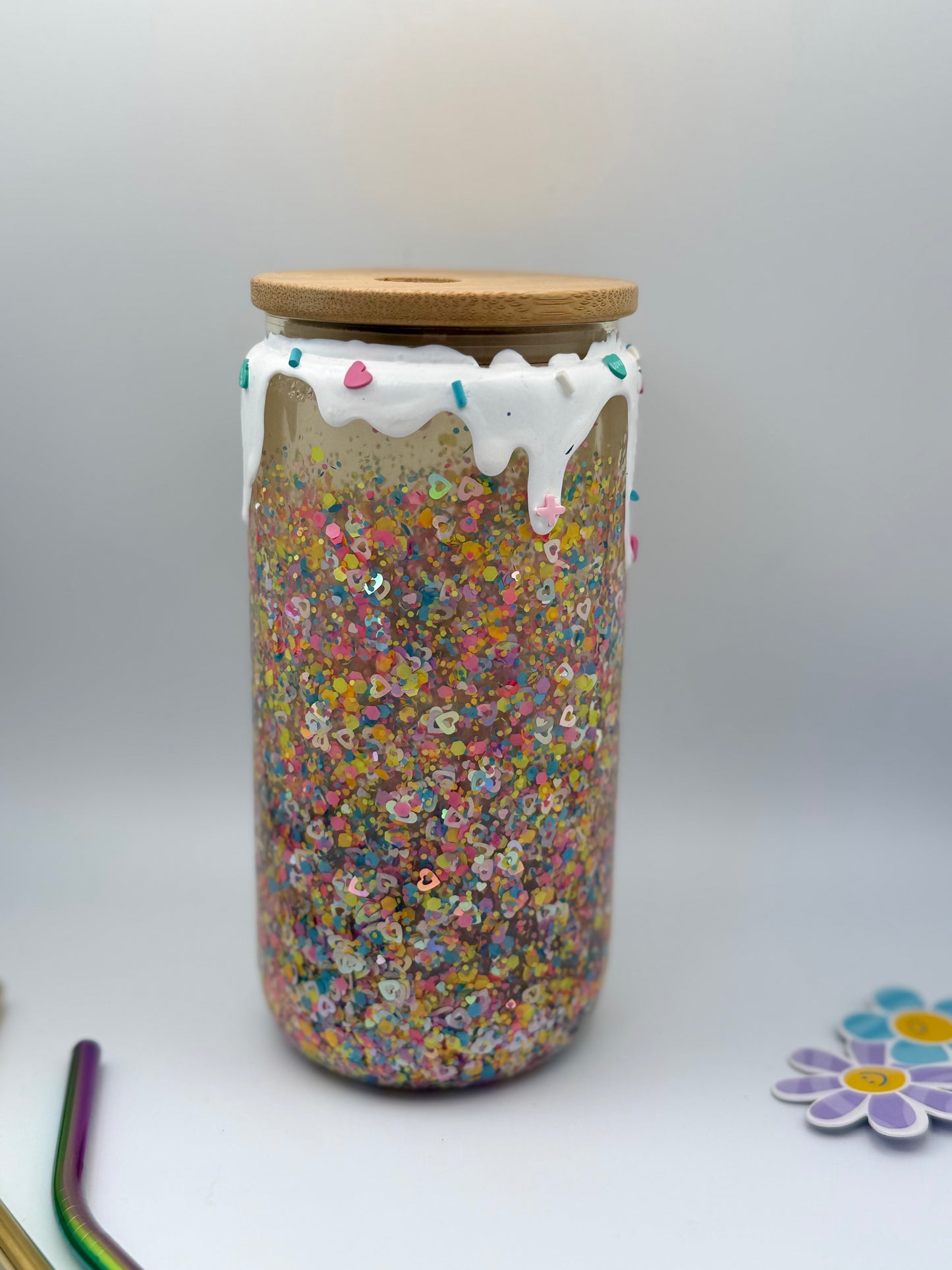 Colored hearts snowglobe cup, Dripping