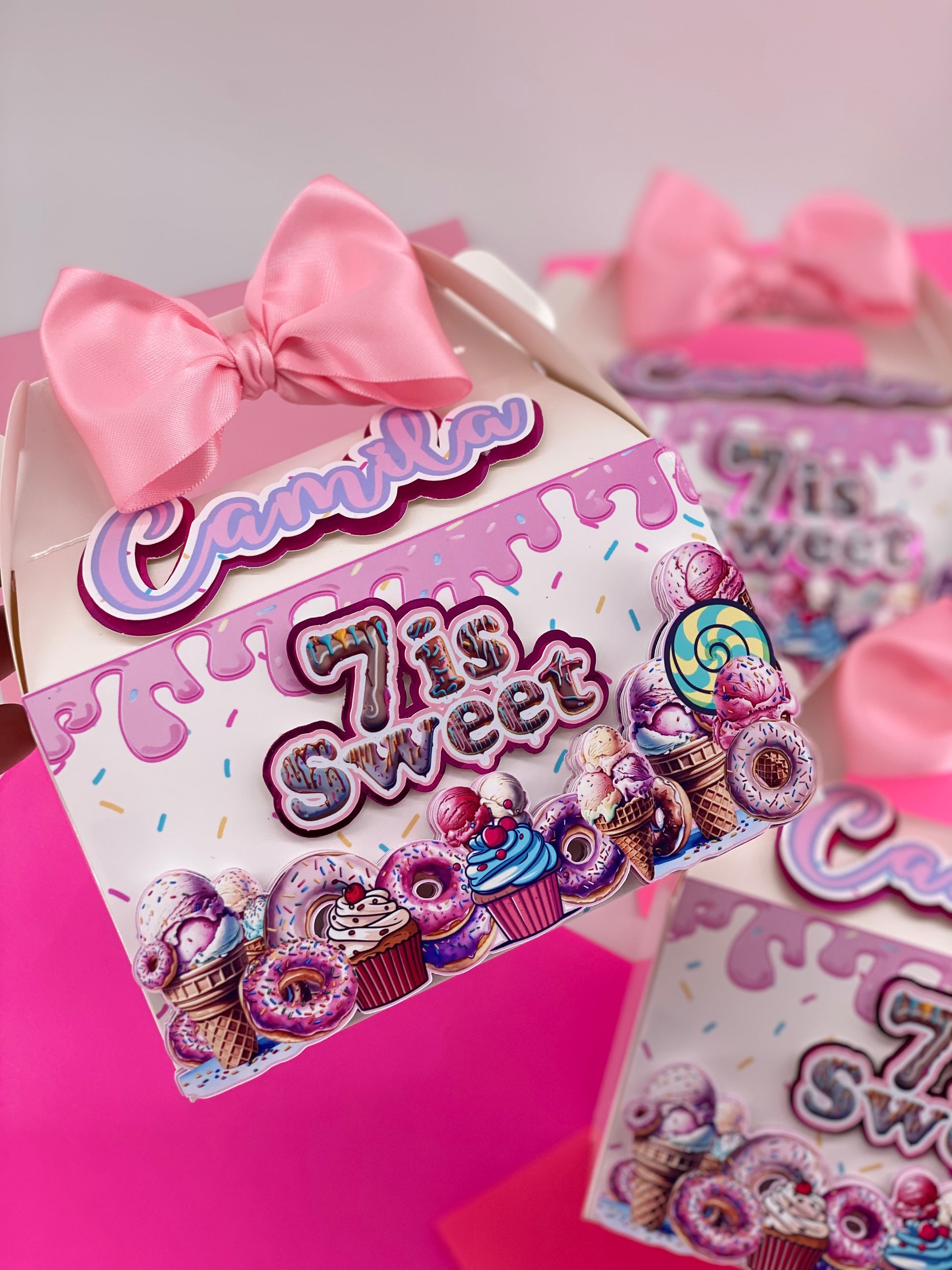 Donuts and Ice cream favor boxes - Main Image